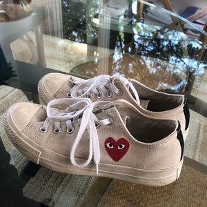 Comme des Garcon converse!